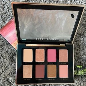Bobbi Brown Luxe Metal Rose Eyeshadow Palette